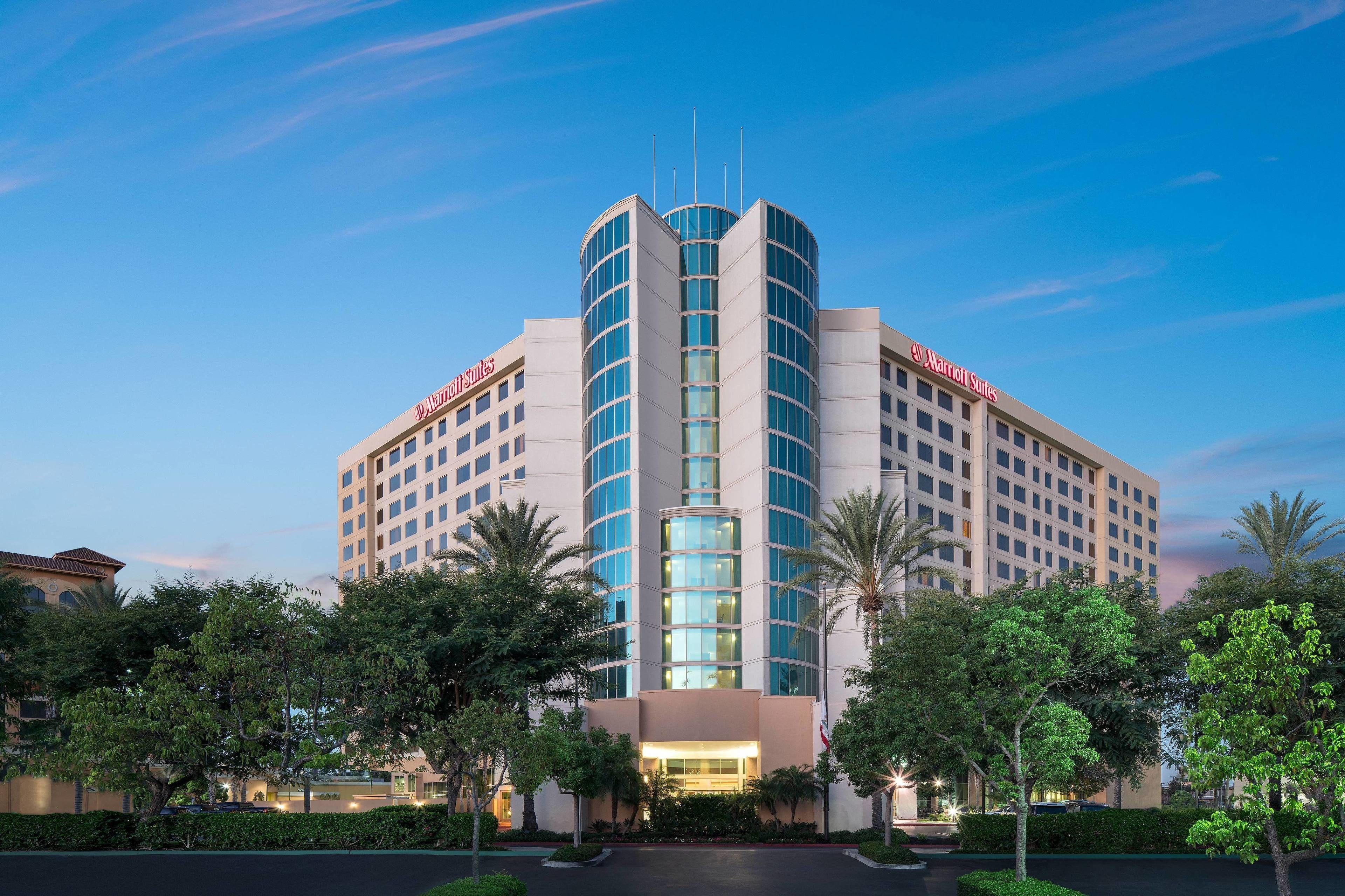 Anaheim Marriott Hotel 3*